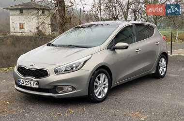 Хетчбек Kia Ceed 2012 в Могилів-Подільському