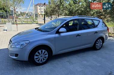 Универсал Kia Ceed 2009 в Ровно