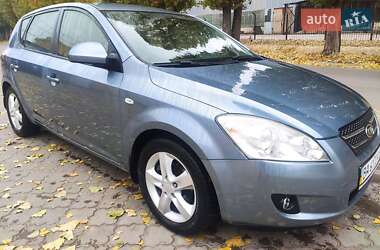 Хэтчбек Kia Ceed 2007 в Черкассах