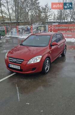 Хетчбек Kia Ceed 2008 в Києві