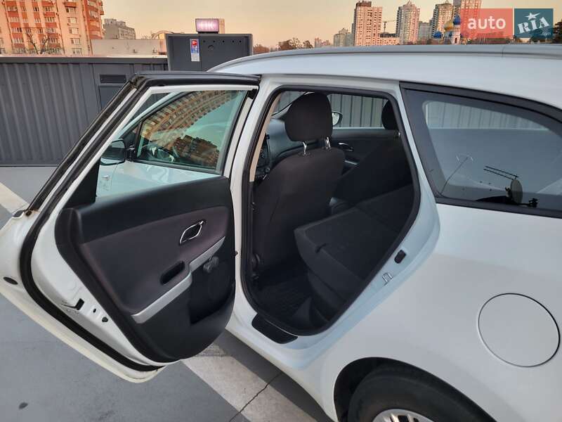 Универсал Kia Ceed 2015 в Киеве