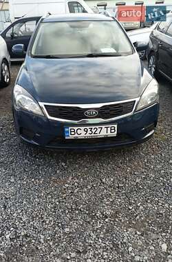 Универсал Kia Ceed 2011 в Сокале