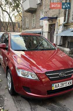 Хэтчбек Kia Ceed 2007 в Киеве