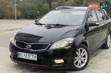 Універсал Kia Ceed 2010 в Новояворівську