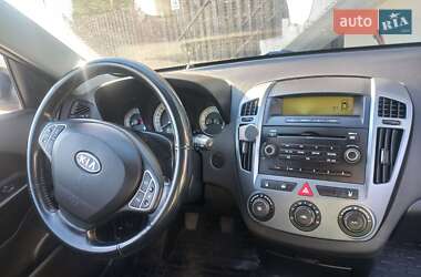 Хэтчбек Kia Ceed 2007 в Львове