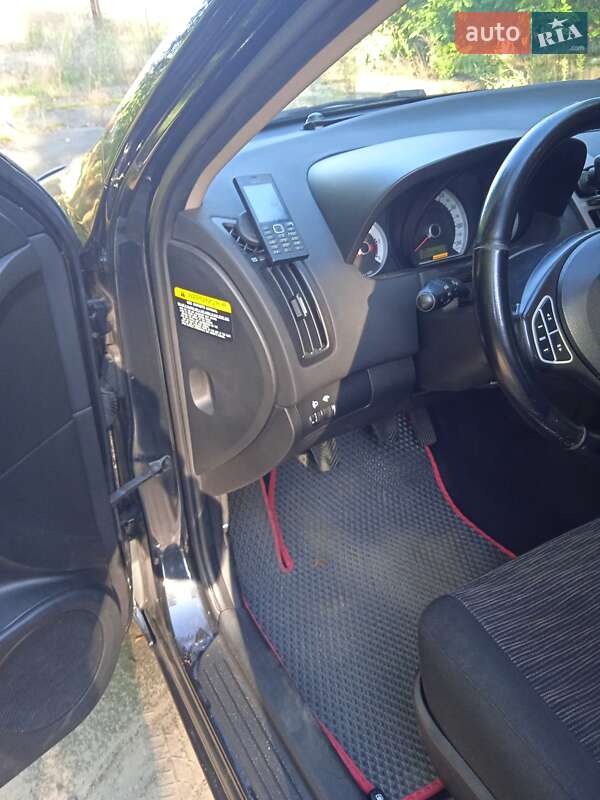 Универсал Kia Ceed 2009 в Киеве