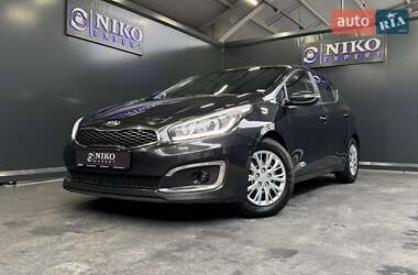 Хэтчбек Kia Ceed 2018 в 