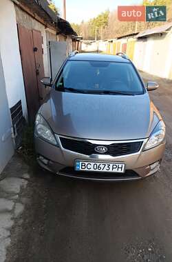 Универсал Kia Ceed 2010 в Львове