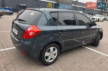 Хетчбек Kia Ceed 2008 в Києві