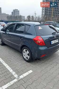 Хетчбек Kia Ceed 2008 в Києві