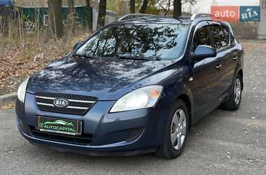 Универсал Kia Ceed 2008 в Киеве