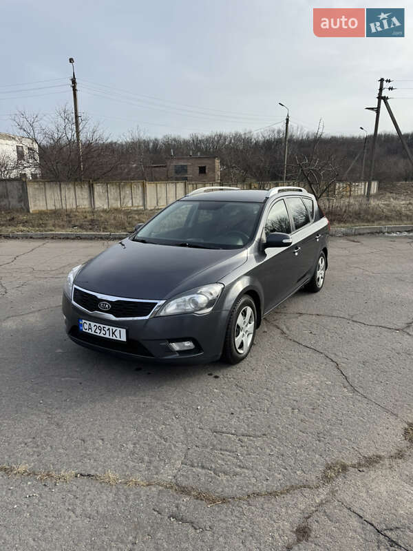 Універсал Kia Ceed 2010 в Умані