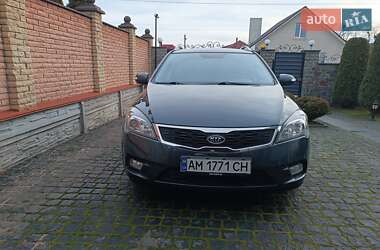 Универсал Kia Ceed 2010 в Житомире