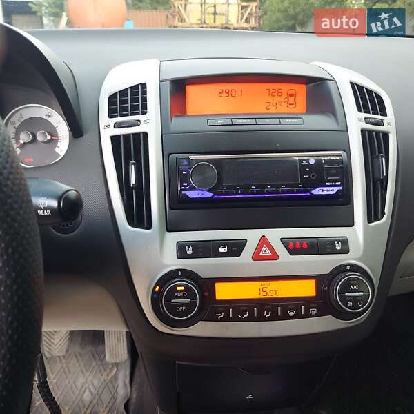 Хетчбек Kia Ceed 2007 в Близнюках