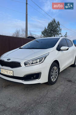 Хэтчбек Kia Ceed 2018 в Киеве