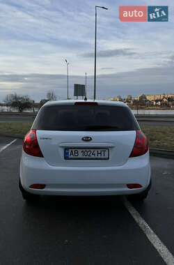 Хэтчбек Kia Ceed 2008 в Виннице