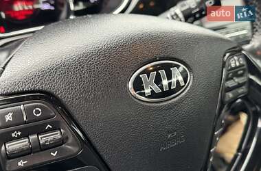 Хетчбек Kia Ceed 2013 в Києві