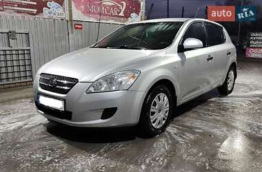 Хетчбек Kia Ceed 2007 в Калинівці