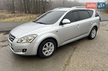 Универсал Kia Ceed 2008 в Ладыжине