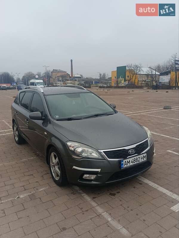 Универсал Kia Ceed 2011 в Житомире