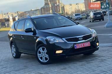 Универсал Kia Ceed 2009 в Луцке