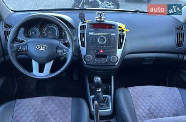 Универсал Kia Ceed 2011 в 