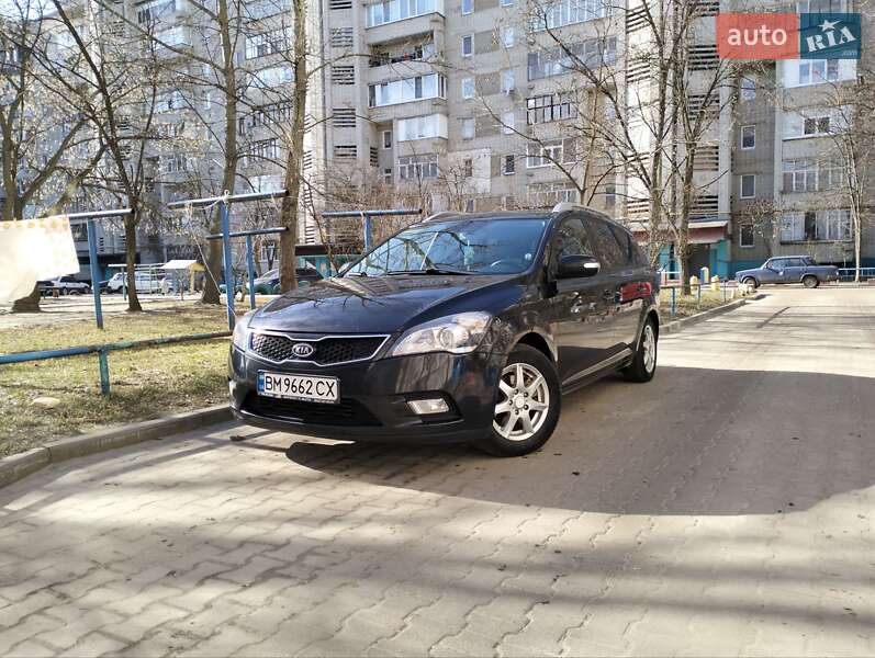 Универсал Kia Ceed 2010 в Сумах