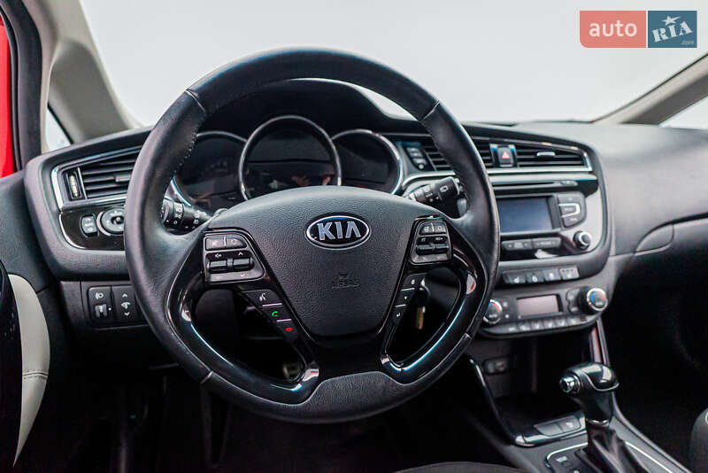 Хэтчбек Kia Ceed 2018 в Киеве