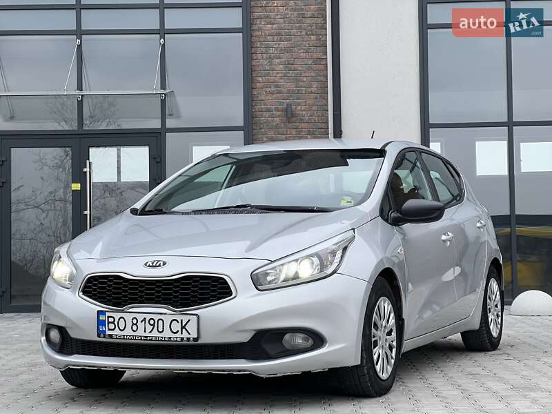 Хэтчбек Kia Ceed 2012 в Тернополе