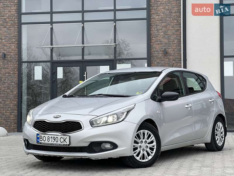 Хэтчбек Kia Ceed 2012 в Тернополе