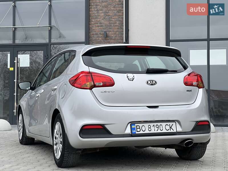 Хэтчбек Kia Ceed 2012 в Тернополе