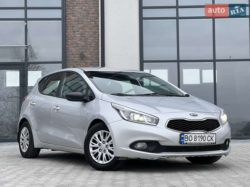 Хэтчбек Kia Ceed 2012 в Тернополе