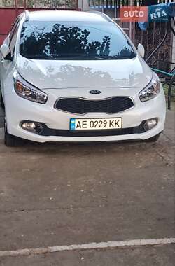 Універсал Kia Ceed 2013 в Дніпрі