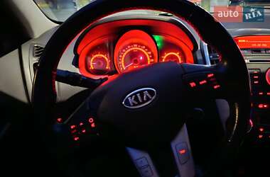 Универсал Kia Ceed 2012 в Хмельницком