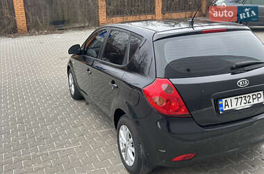 Хэтчбек Kia Ceed 2008 в Киеве