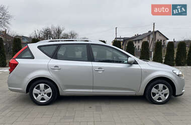 Універсал Kia Ceed 2010 в Луцьку