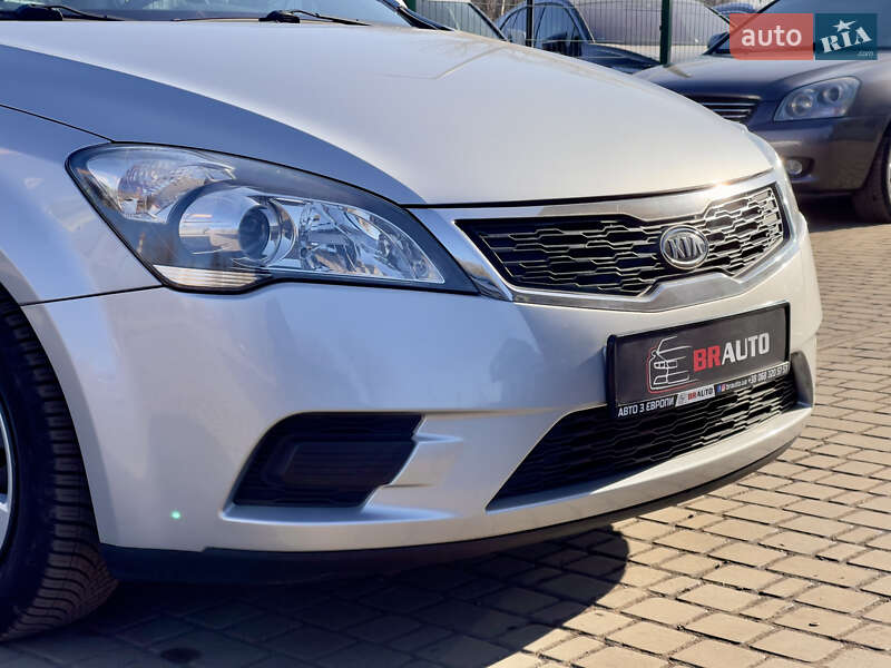 Хэтчбек Kia Ceed 2009 в Бердичеве