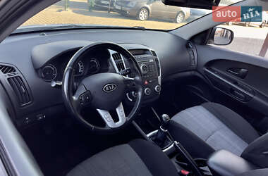 Хэтчбек Kia Ceed 2009 в Бердичеве