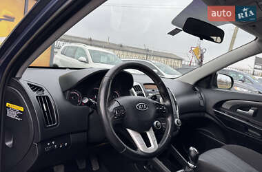 Хэтчбек Kia Ceed 2011 в Стрые