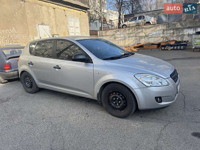 Хетчбек Kia Ceed 2008 в Білій Церкві