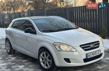 Хэтчбек Kia Ceed 2008 в Львове