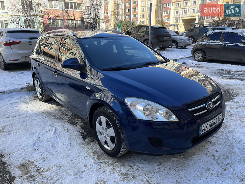 Универсал Kia Ceed 2007 в Песочине