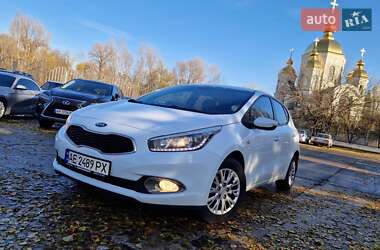 Хэтчбек Kia Ceed 2015 в Днепре