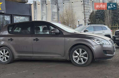 Хетчбек Kia Ceed 2008 в Львові