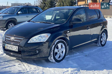 Хэтчбек Kia Ceed 2008 в Киеве