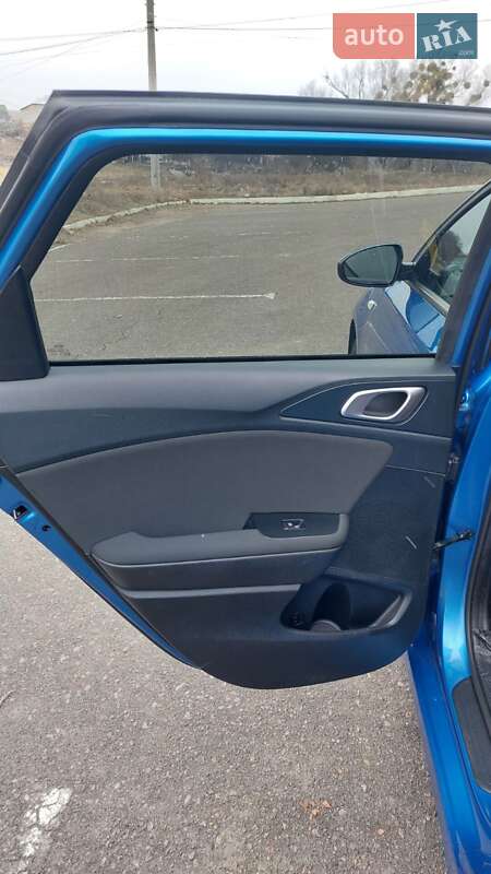 Универсал Kia Ceed 2019 в Обухове фото 20 Универсал Kia Ceed 2019 в Обухове