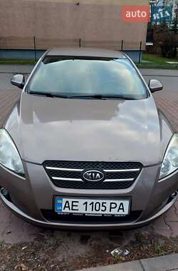 Хэтчбек Kia Ceed 2007 в Ковеле