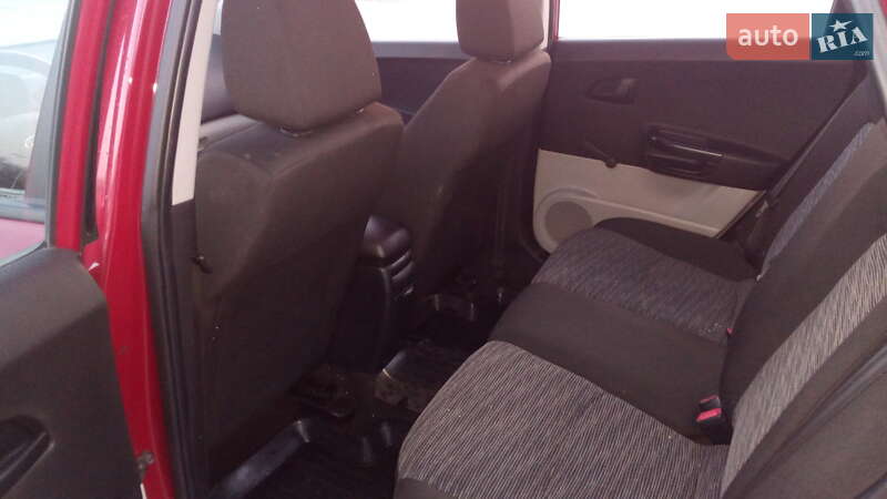 Хэтчбек Kia Ceed 2008 в Сумах
