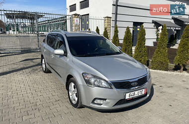 Универсал Kia Ceed 2010 в Здолбунове