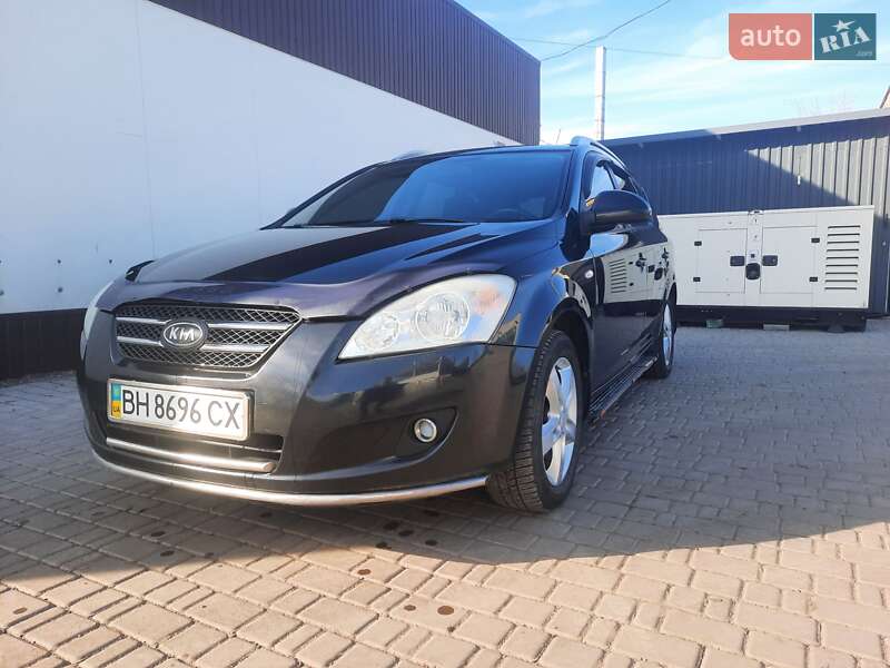 Универсал Kia Ceed 2008 в Первомайске